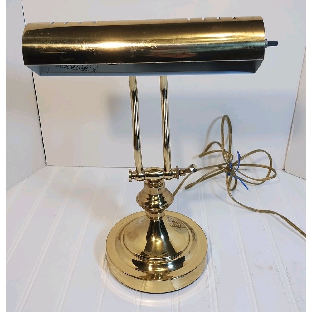 Vintage Brass Adjustable Bankers Piano Desk Lamp Underwriters Laboratories Works